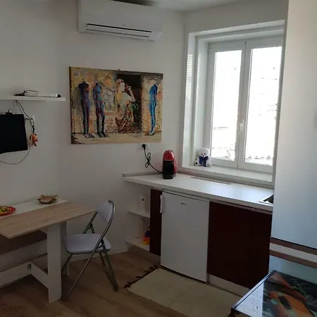 Pascoli 22 Apartment Trieste